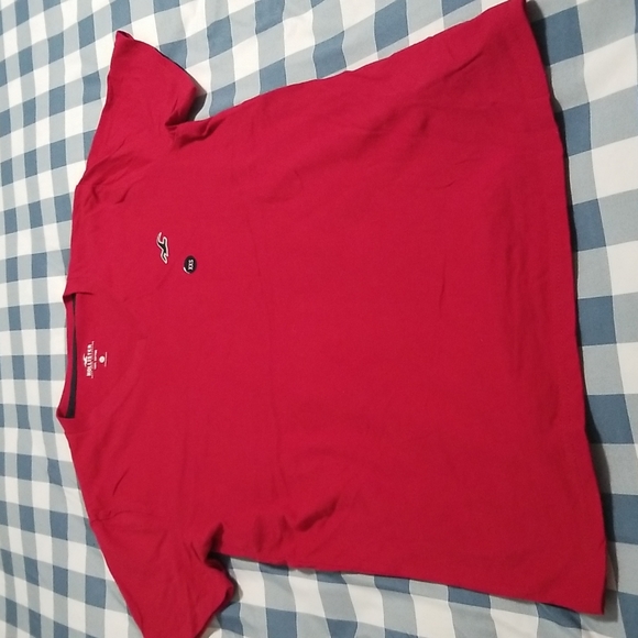 2 TOPS HOLLISTER - Picture 7 of 14